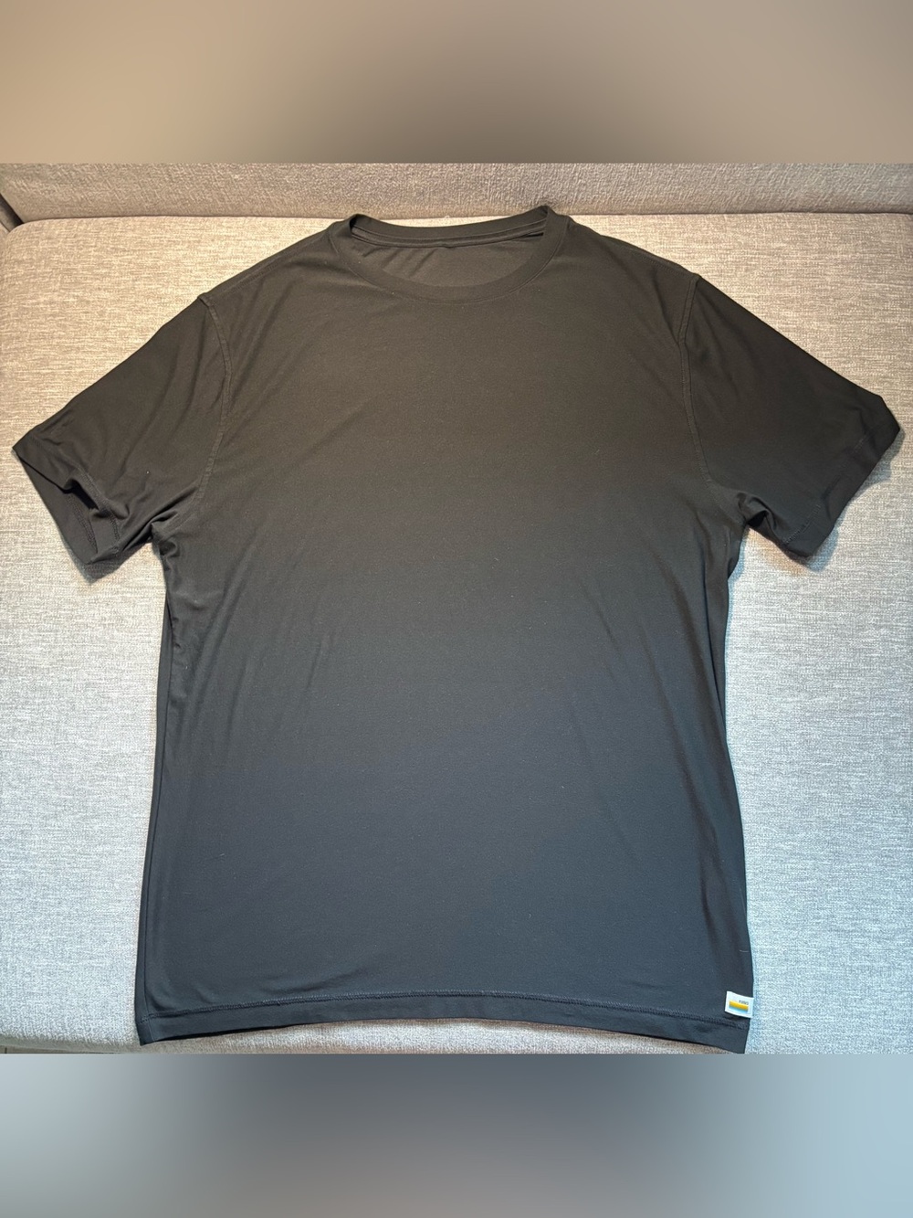 Vuori Men’s Short Sleeve Shirt